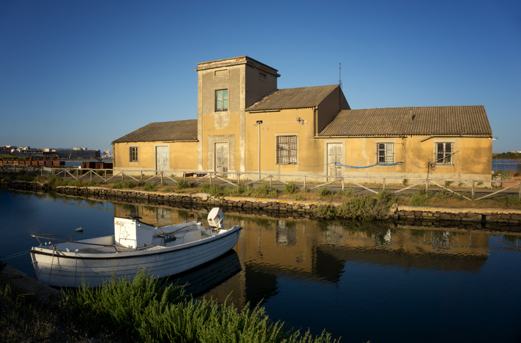 Percorso lungo le saline di Carloforte